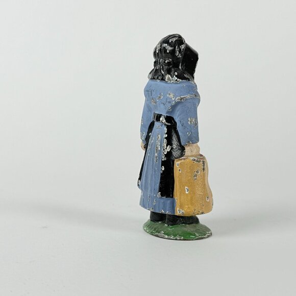 Vintage Hand Painted Girl Figurine In Blue Dress With Bonnet & Luggage Collectib - Picture 4 of 6